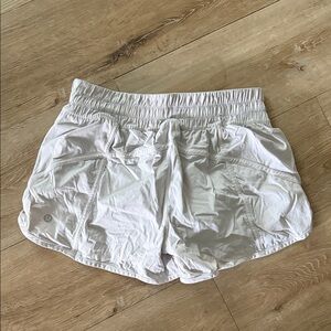 Lululemon short